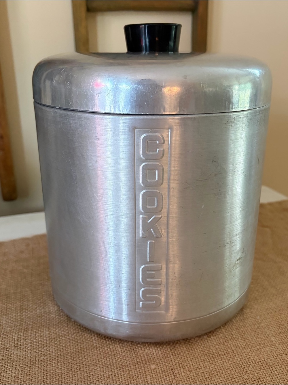 Vintage Mid-Century Modern Aluminum Cookie Canister🍪❤️